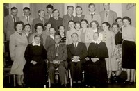 Junge Erwachsene mit dem EC Weltbundpräsident Arno Pagel